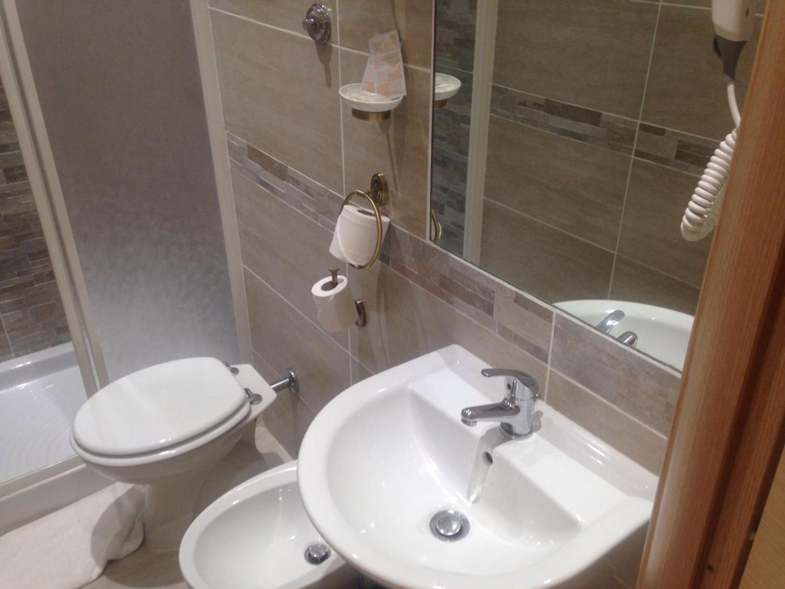 Guest House Hola Roma מראה חיצוני תמונה